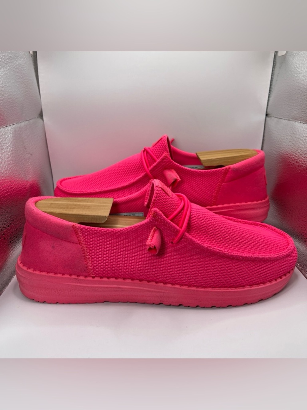 Hey Dude Women's Size 8 Wendy Funk Mono Electric Pink 40065-6QQ